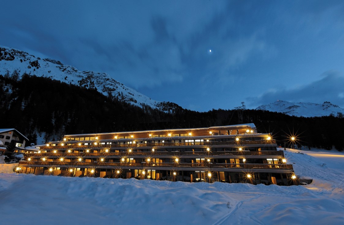 Skihotel: Nira Alpina exterior - Nira Alpina