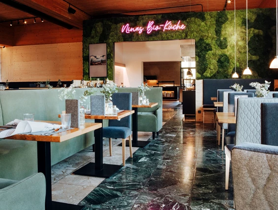 Skihotel: Das neue Restaurant mit Ninas Bio-Küche - Bio-Berghotel Ifenblick