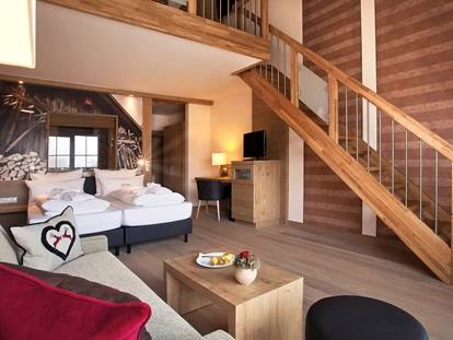 Hotels an der Piste - barrierefrei - Zimmerbeispiel, Galeriezimmer auf zwei Etagen für bis zu 4 Personen - Panoramahotel Oberjoch