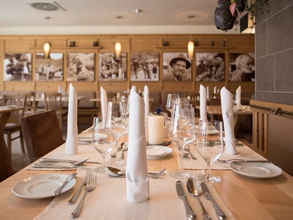 Hotels an der Piste - barrierefrei - Panoramarestaurant im Panoramahotel Oberjoch - Panoramahotel Oberjoch