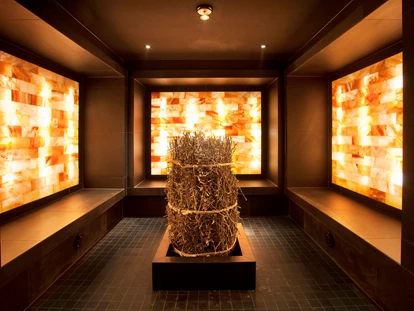 Hotels an der Piste - barrierefrei - Alpin-Spa auf 3.000 m² mit Innen und Außenpool und Saunalandschaft - Panoramahotel Oberjoch