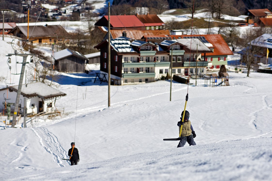 Skihotel: Hausansicht von Piste - Ferienhotel Starennest
