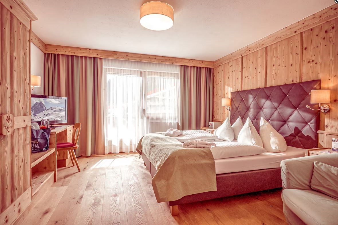 Alpin Family Resort Seetal ****s Zimmerkategorien Dreibettzimmer Hochzillertal