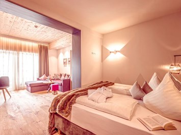 Alpin Family Resort Seetal ****s Zimmerkategorien Doppelzimmer Sonnblick