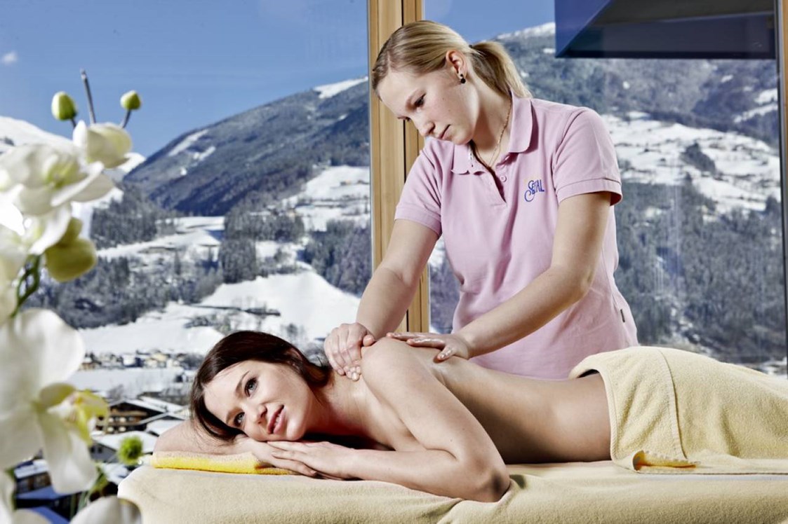 Skihotel: Massage- und Beautyangebote - Alpin Family Resort Seetal ****s