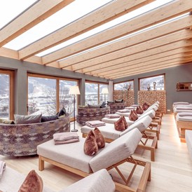 Skihotel: Panoramaruheraum mit Wasserbetten - Alpin Family Resort Seetal ****s