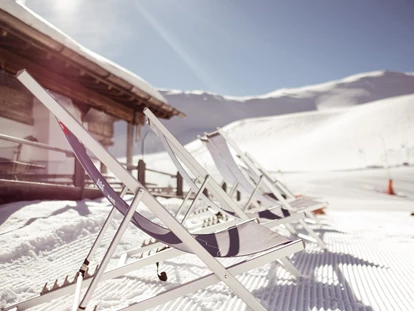 Hotels an der Piste - Verpflegung: Halbpension - Itter - SKI in SKI OUT täglich Skifahren bereits ab 7:30 Uhr - Alpin Family Resort Seetal ****s