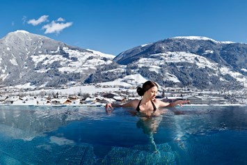 Skihotel: 32 Grad Infinity Outdoorpool - Alpin Family Resort Seetal ****s