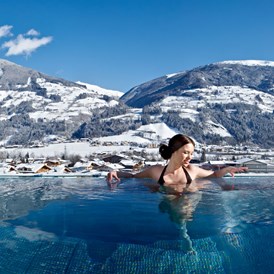 Skihotel: 32 Grad Infinity Outdoorpool - Alpin Family Resort Seetal ****s