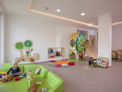 Hotels an der Piste - Verpflegung: Halbpension - Itter - Baby- und Kinderclub - Alpin Family Resort Seetal ****s