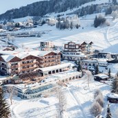 Skihotel - Hotel-Skiamade-Snowspacesalzburg-Skiinskiout  - Hotel Oberforsthof