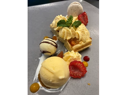 Hotels an der Piste - Skikurs direkt beim Hotel: für Kinder - Dessert - Hotel Tirol****alpin spa Ischgl