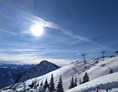 Skihotel: Sonniger Tag am Feuerkogel - Kranabethhütte