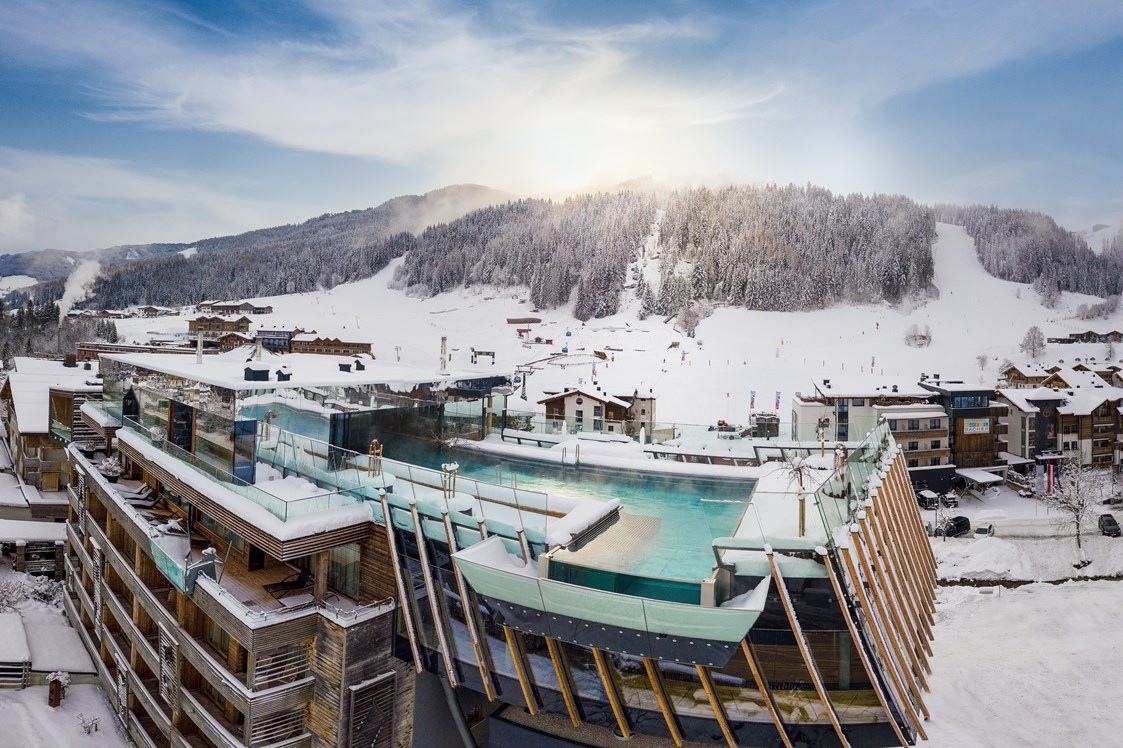 Skihotel: Hotel direkt an der Piste - Hotel Salzburger Hof Leogang