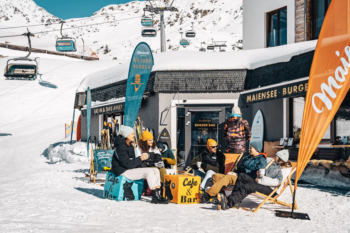 Skihotel: Maiensee Burger Bar - direkt am Lift - Hotel Maiensee