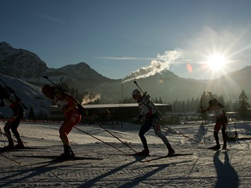 Hotel Tiroler ADLER Bed & Breakfast Ausflugsziele Biathlon in Hochfilzen