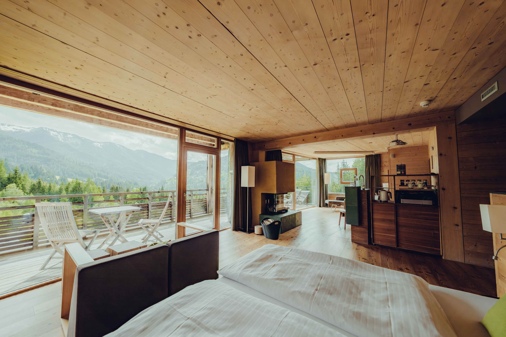 Holzhotel Forsthofalm Zimmerkategorien Panorama Suite