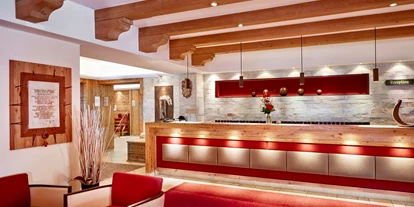 Hotels an der Piste - Skiverleih - Hotellobby - Hotel Konradin****