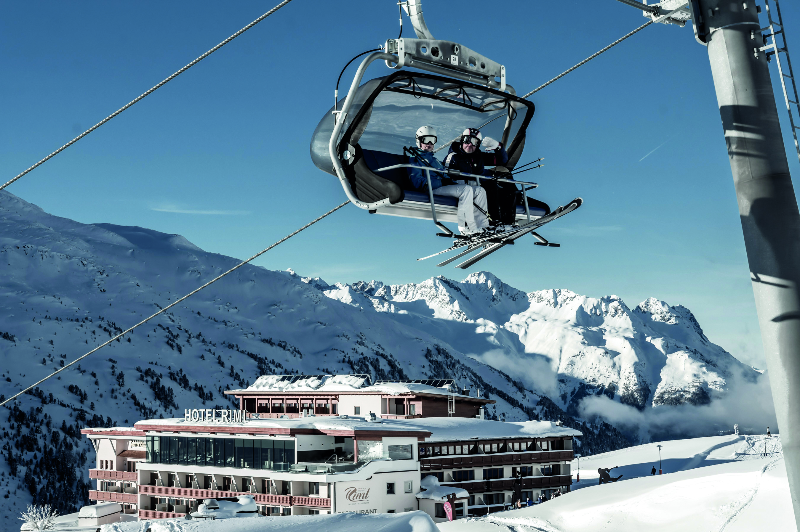 Hotels an der Piste - Pools: Infinity Pool - Tirol - Ski in Ski Out Hotel Riml - Riml – DAS RESORT in Hochgurgl