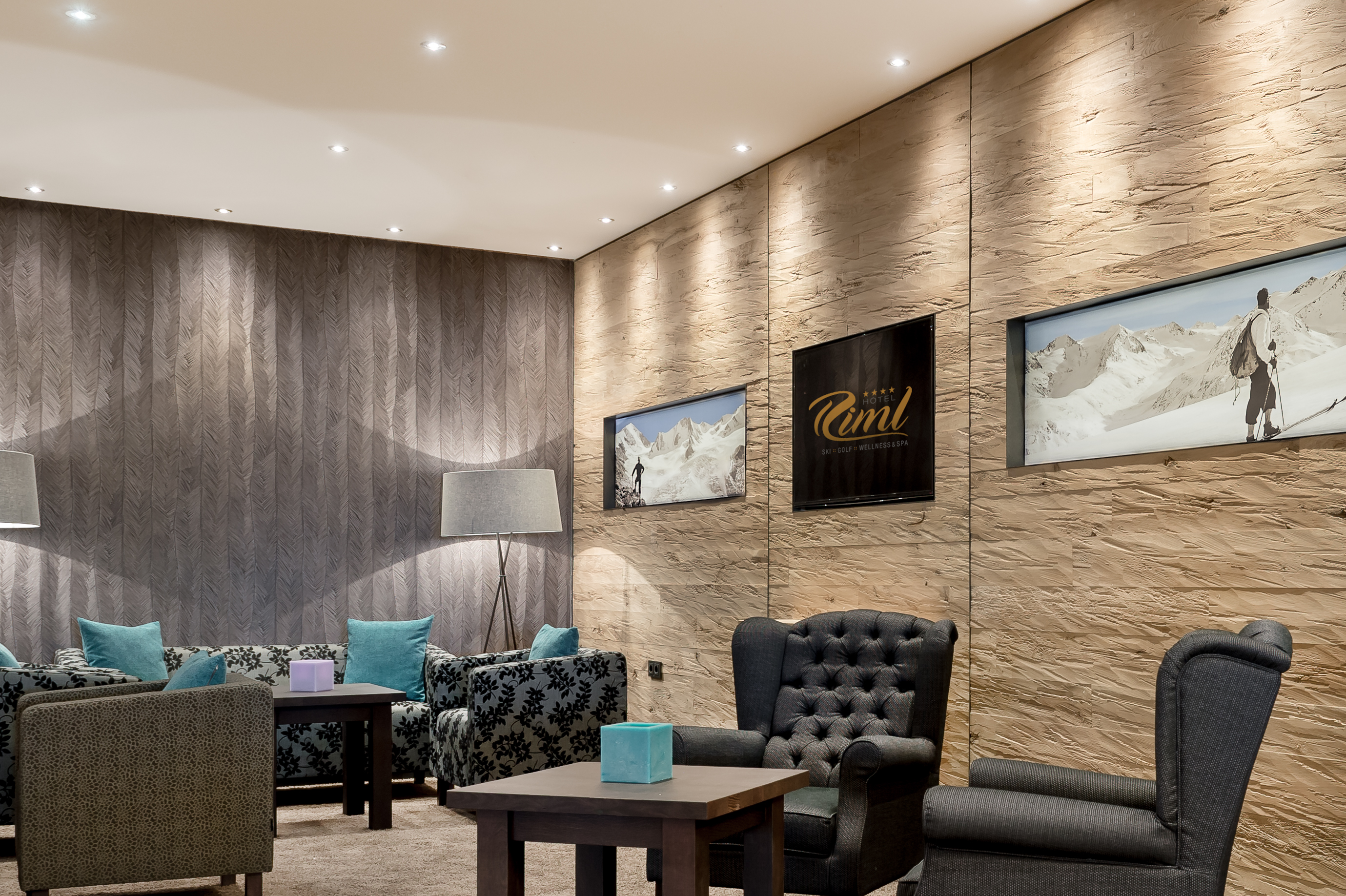Skihotel: Hotellobby - SKI | GOLF | WELLNESS Hotel Riml ****s - Haus | Umgebung