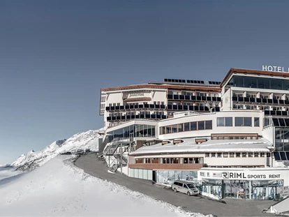 Hotels an der Piste - Skiverleih - Hotel Frontansicht - SKI | GOLF | WELLNESS Hotel Riml ****s