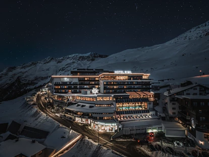 Hotels an der Piste - Skiverleih - Hotel bei Nacht - SKI | GOLF | WELLNESS Hotel Riml ****s