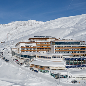 Skihotel: Frontaufnahme Hotel - Ski- & Golfresort Hotel Riml