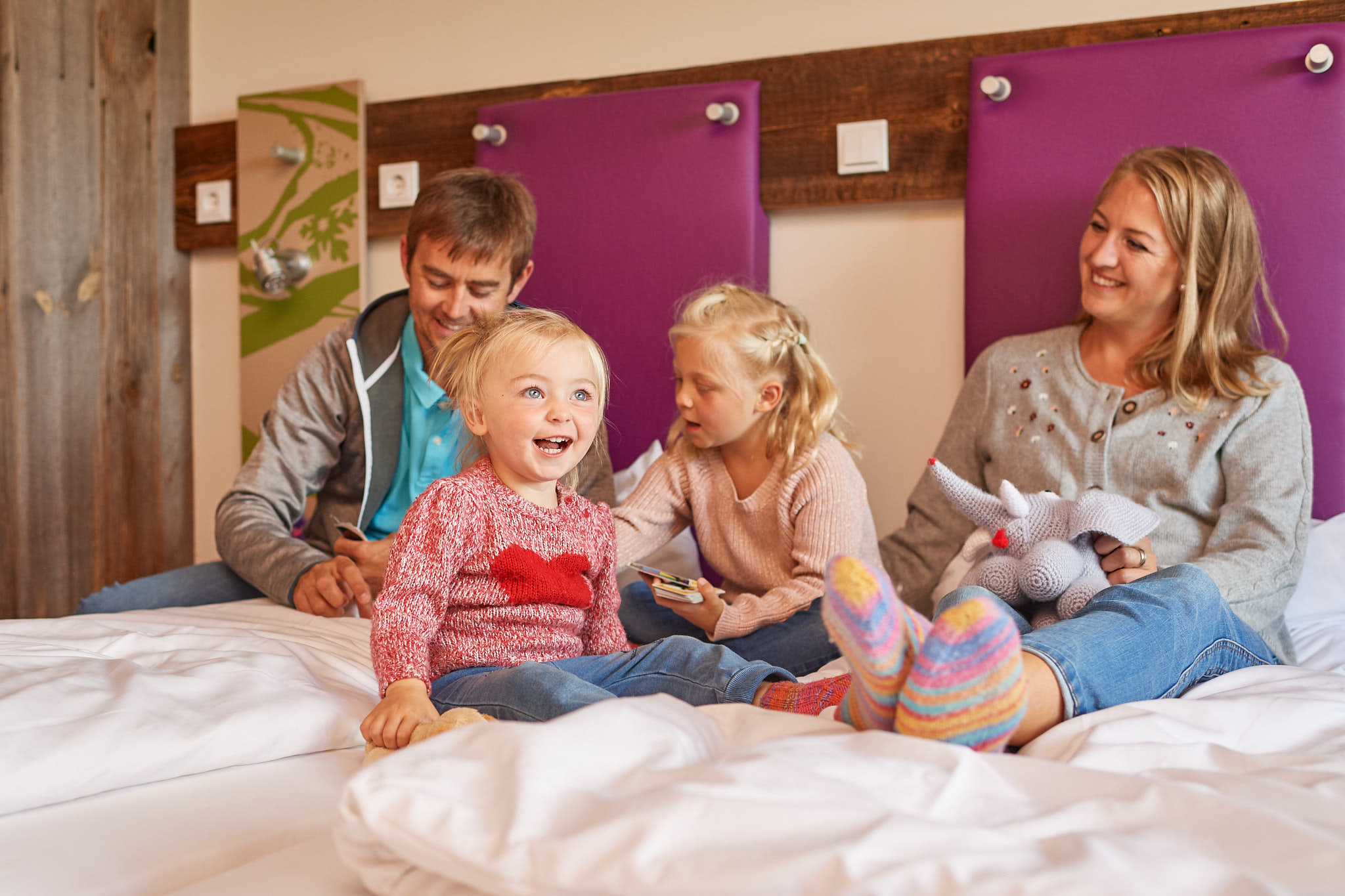 Skihotel: Mit dem Happy Family Deal bucht Ihr ein eigenes Kinderzimmer für 1 - 3 Kinder mit bis zu 50% Ermäßigung. - Explorer Hotel Berchtesgaden - Wohnen | Schlafen