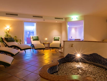 Hotels an der Piste - Mellau - Wellnessbereich
Der neugestalte Wellnessbereich ist ausgestattet mit verschiedenem Saunen und Duschen. Ideal um sich bei Schlechtwetter oder einen erfolgreichen Skitag zu entspannen.
 - Hotel Anemone