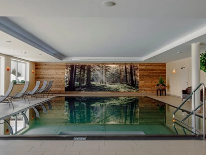 Hotels an der Piste - Skiverleih - Hallenbad "Wald Bad" - Hotel Waldfrieden