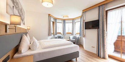 Hotels an der Piste - Sauna - Kappl (Kappl) - Schlafzimmer - Familienappartement Landhaus Strolz St. Anton am Arlberg - Hotel Garni Landhaus Strolz