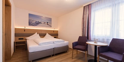 Hotels an der Piste - Sauna - Kappl (Kappl) - Doppelzimmer - Landhaus Strolz St. Anton am Arlberg - Hotel Garni Landhaus Strolz