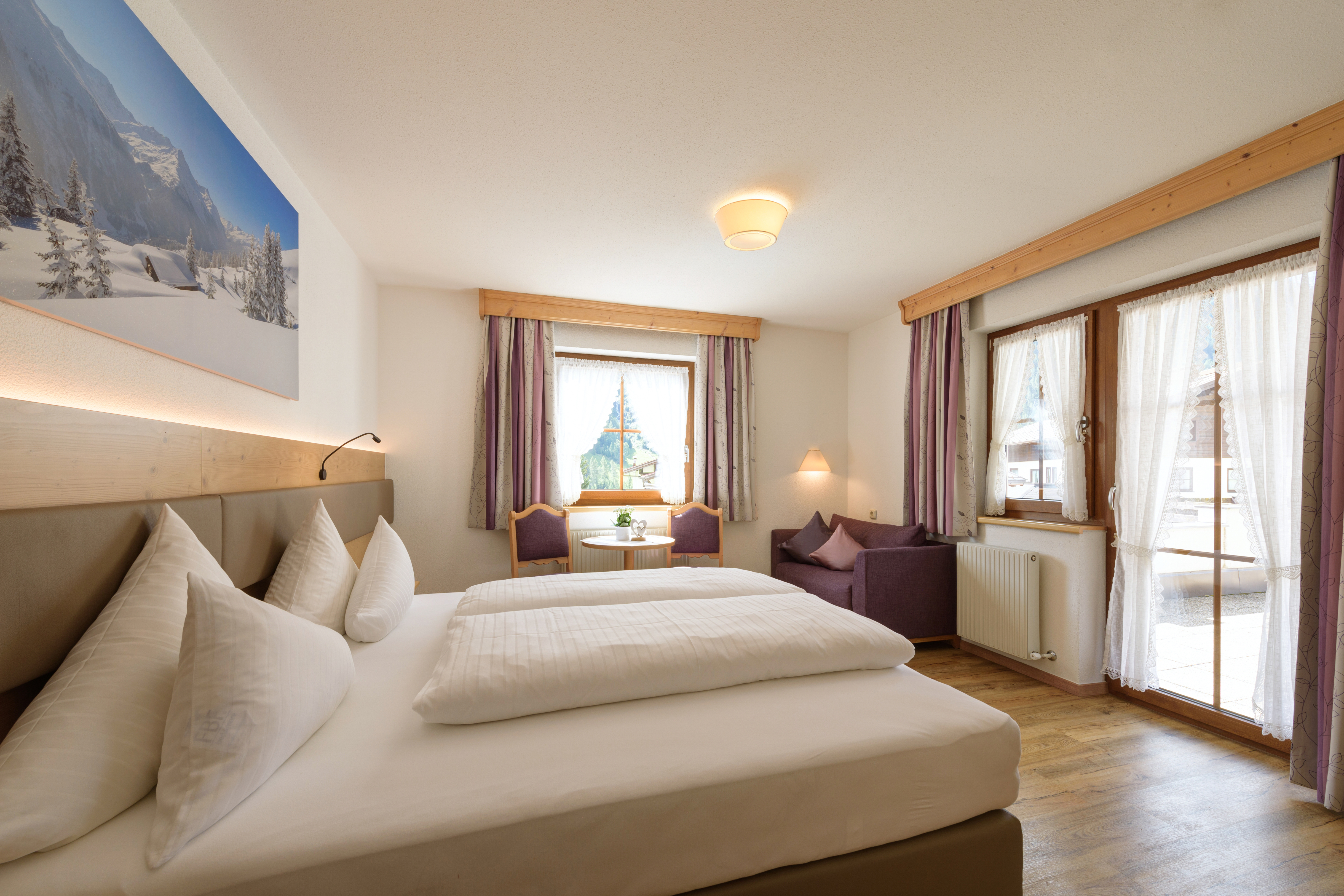 Skihotel: Doppelzimmer - Landhaus Strolz St. Anton am Arlberg - Hotel Garni Landhaus Strolz