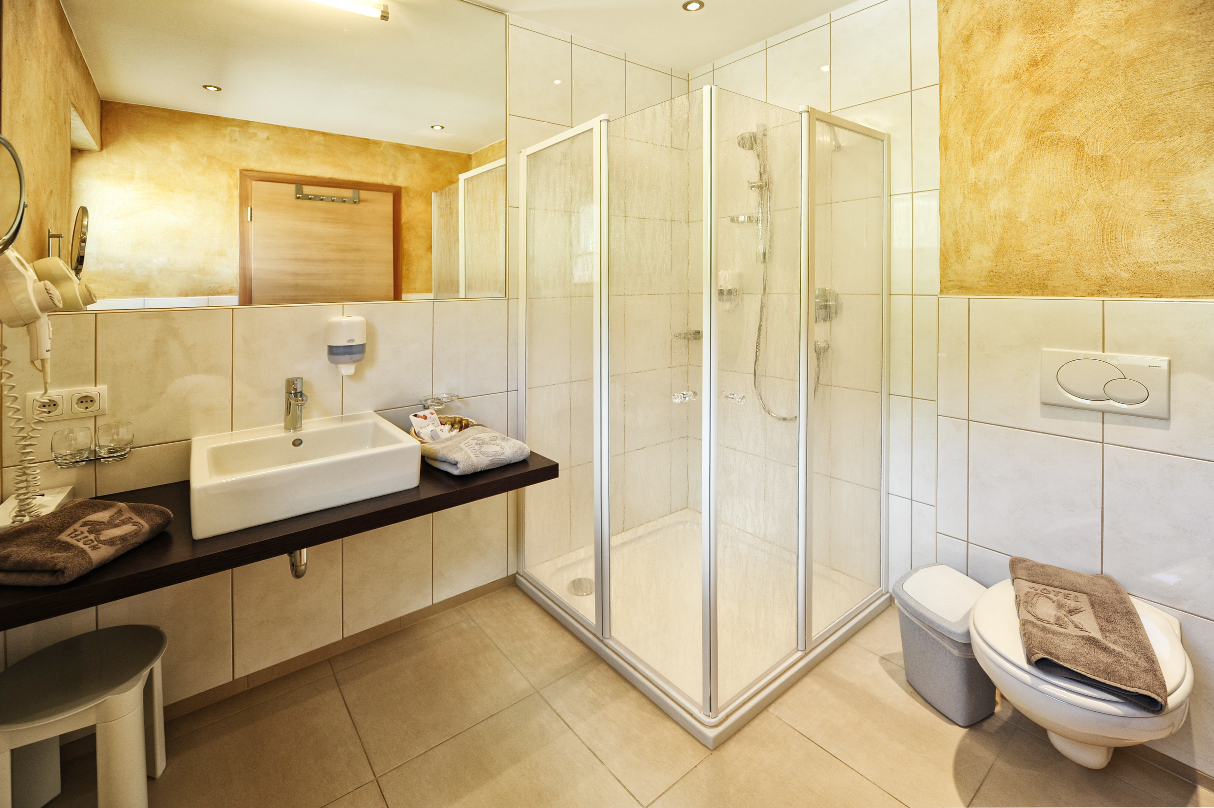 Skihotel: Hotel Garni s'Röck - Wohnen | Schlafen