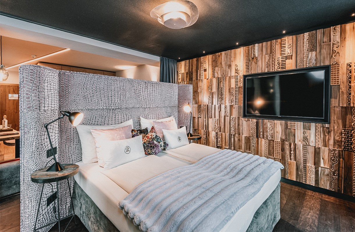 Good Life Resort die Riederalm ****S Zimmerkategorien Juniorsuite "Almfeuer"