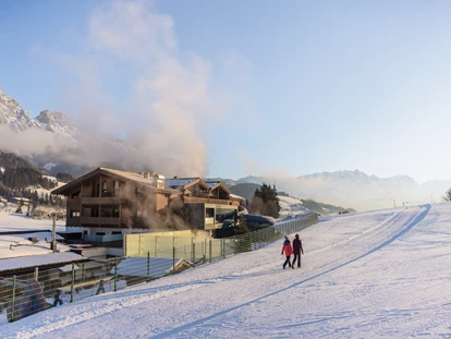 Hotels an der Piste - PLZ 6373 (Österreich) - Winterwanderungen ab Hotel - Good Life Resort die Riederalm ****S