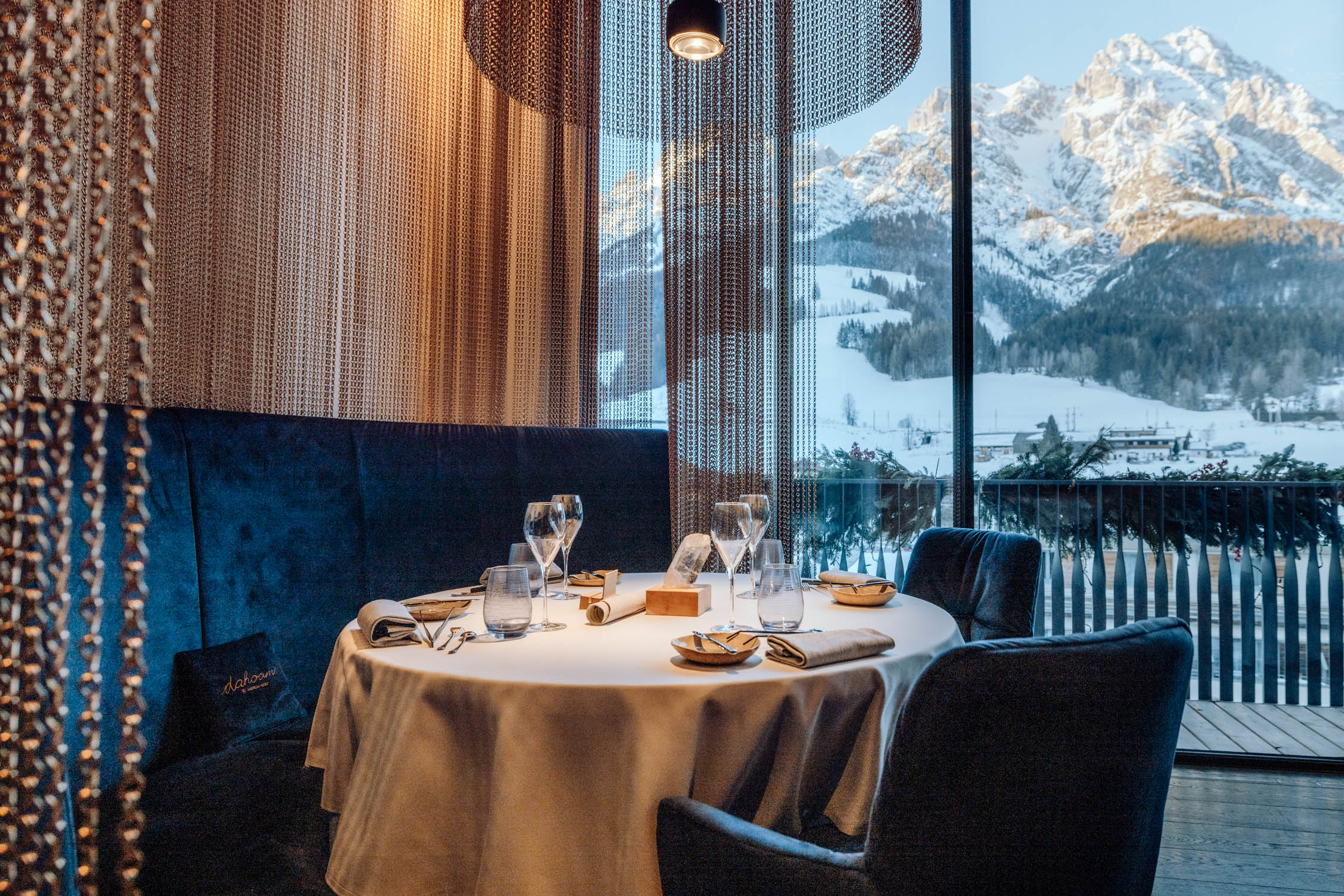 Skihotel: exklusives Gourmetrestaurant dahoam - Good Life Resort die Riederalm ****S