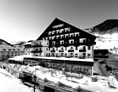 Skihotel: Unser modernes Vier-Sterne-Haus bietet Ihnen alles was zu zeitgemäßem High-Class-Tourismus gehört.

 - Hotel Post