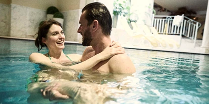 Hotels an der Piste - Sauna - Kappl (Kappl) - Hallenbad Relax Center - Hotel Post