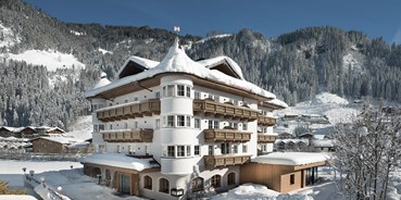 Hotels an der Piste - PLZ 5611 (Österreich) - 4* Hotel Bergzeit 