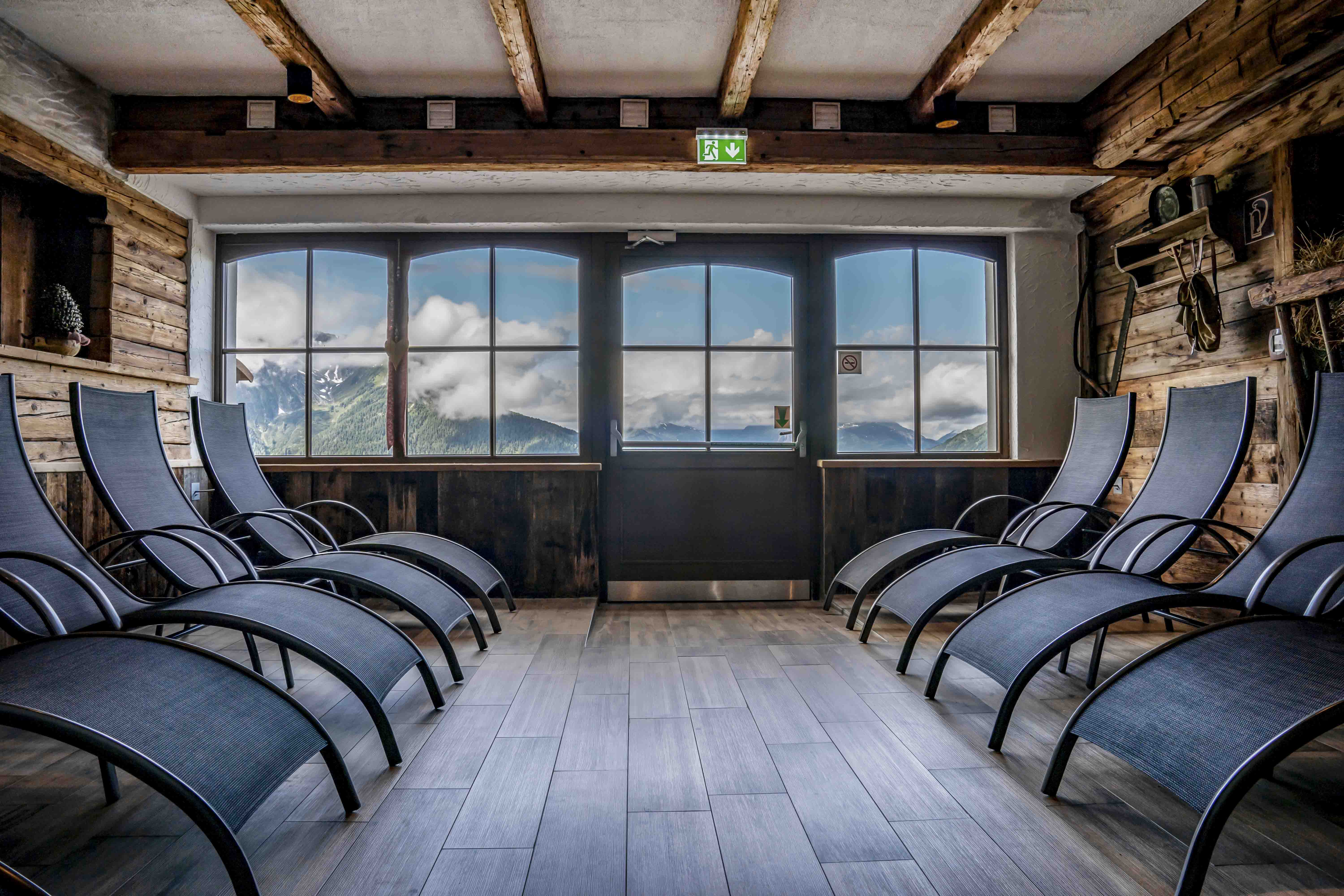 Skihotel: Hochzeiger Haus