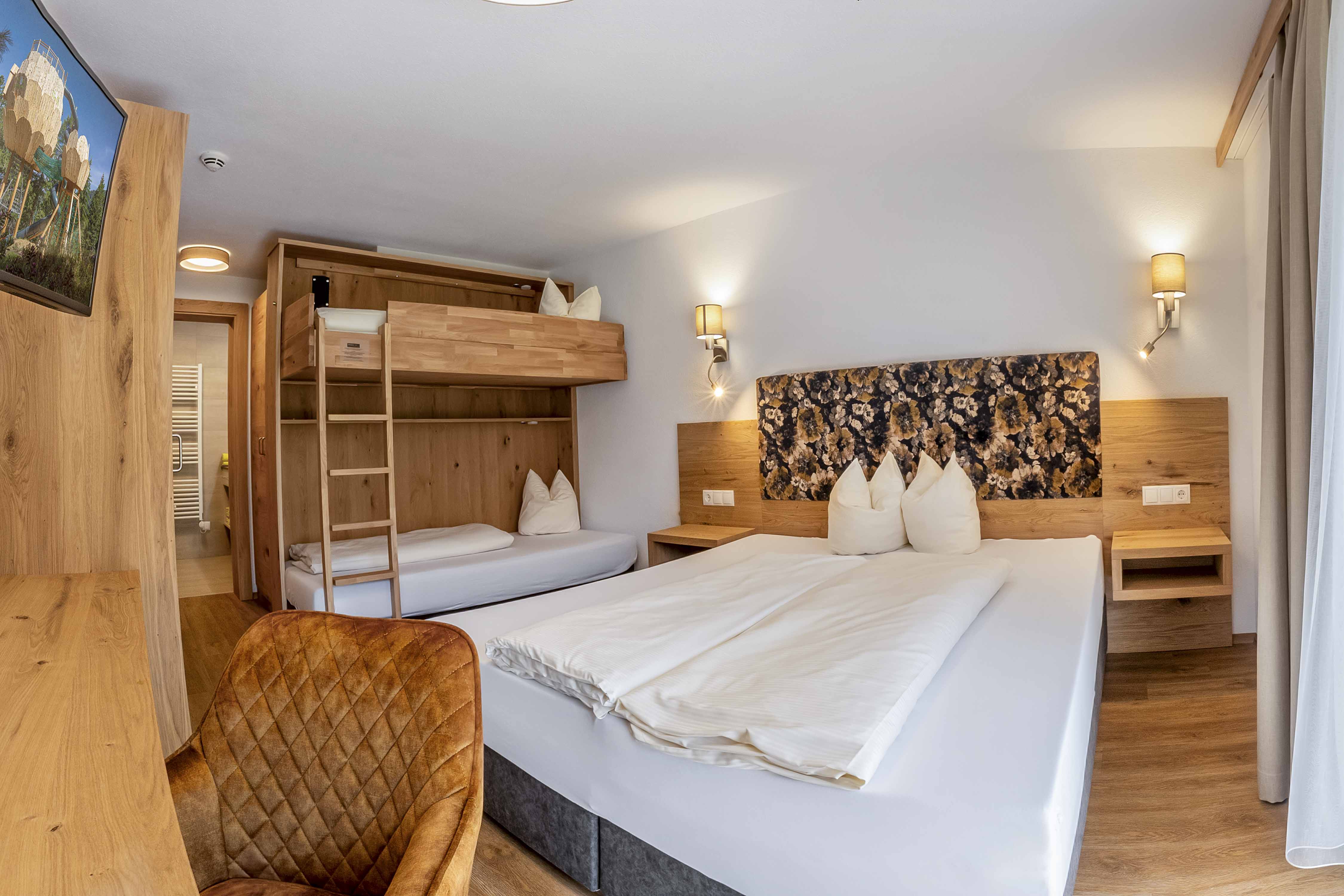 Skihotel: Hochzeiger Haus