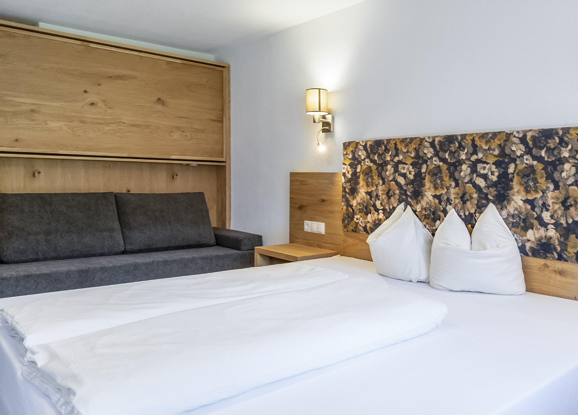 Skihotel: Hochzeiger Haus