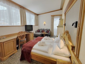 **** Hotel Alpenrose Zauchensee Zimmerkategorien Familiennest Kat.5