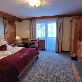 Skihotel: Komfortzimmer für bis zu 4 Personen möglich - **** Hotel Alpenrose Zauchensee