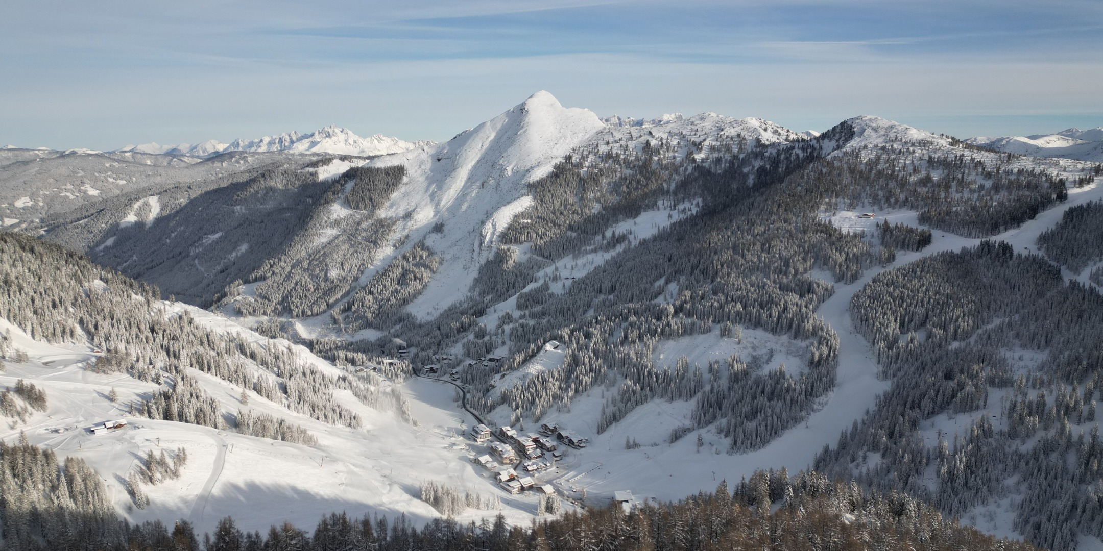 Skihotel: Traumhafte Aussichten - Hotel Alpenrose Zauchensee