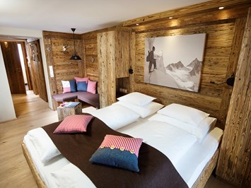 Hotel Alpenfriede Zimmerkategorien Heimatg'fühl mit kleiner Südterrasse