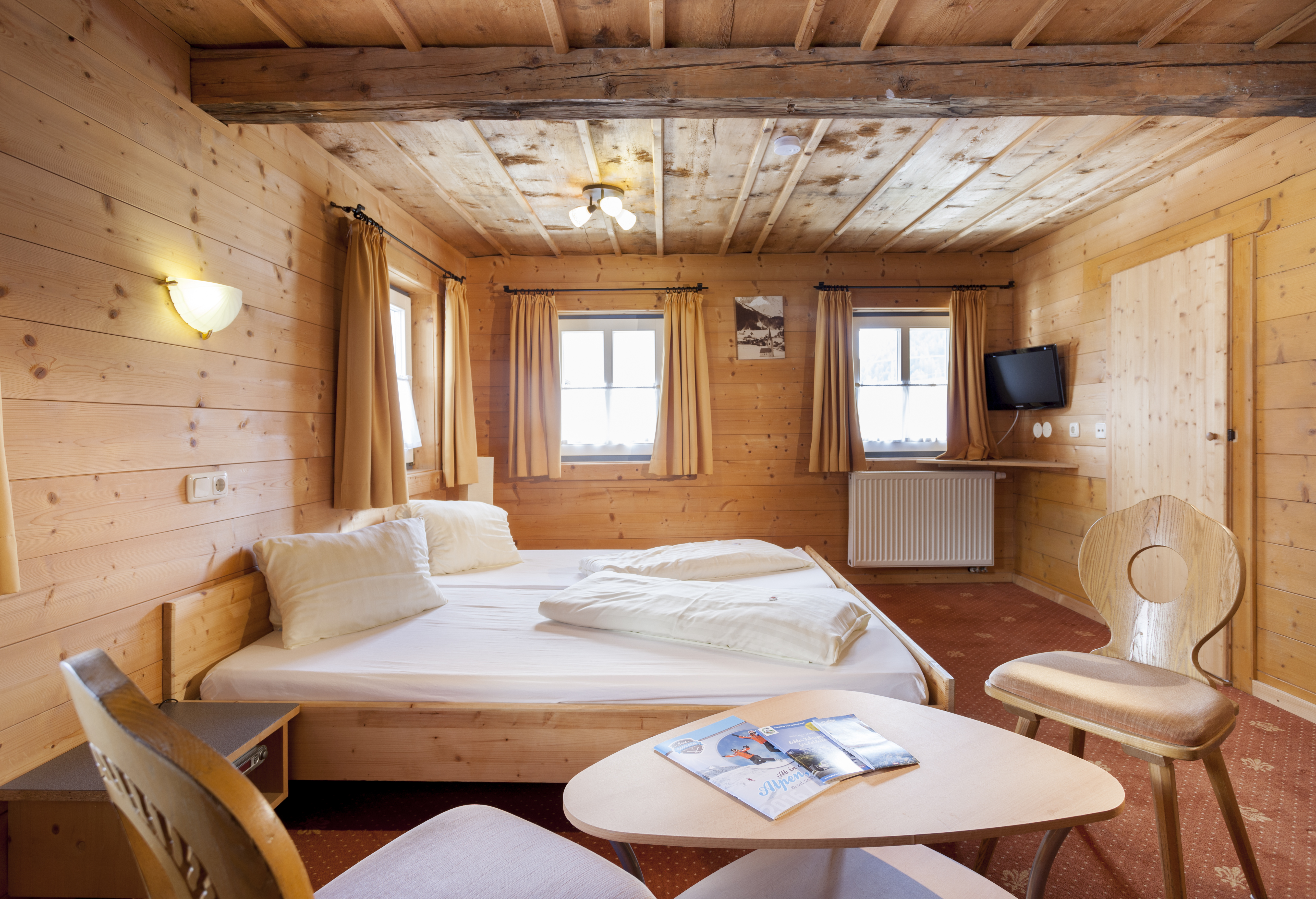 SCOL Sporthotel Großglockner Zimmerkategorien Almhütte S2