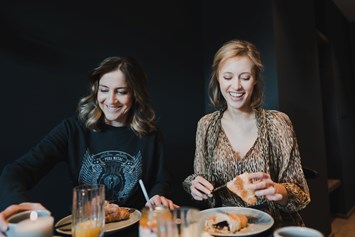 Skihotel: Gemeinsam in den Tag starten beim selbstgemachten Frühstück - HERBERT - Boutique Apartments