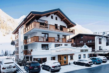 Skihotel: Hotel Garni Pazanella